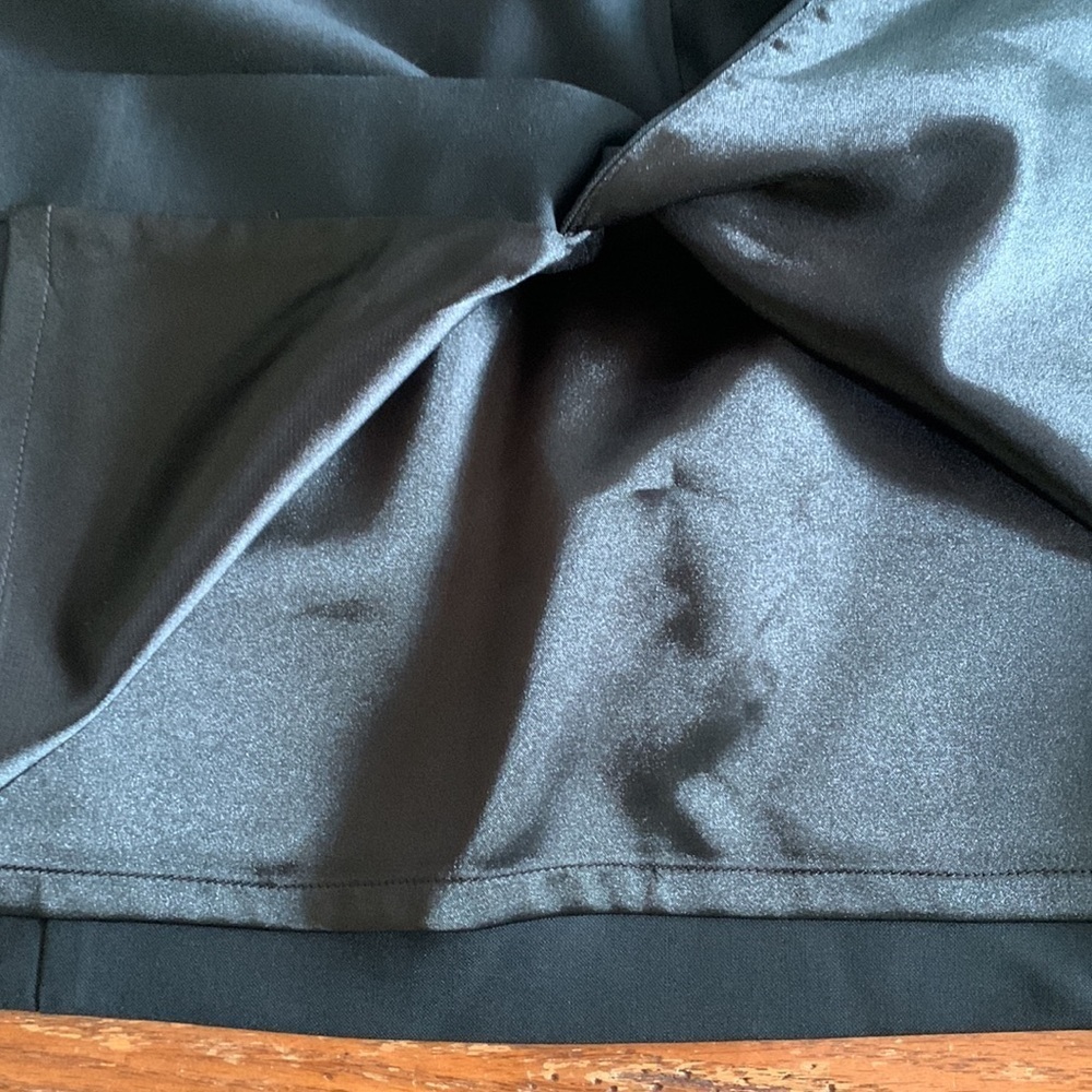 Elie Tahari Black Wool Pencil Skirt Women’s Lined Knee Front Ruffle Size 10 - Picture 6 of 9